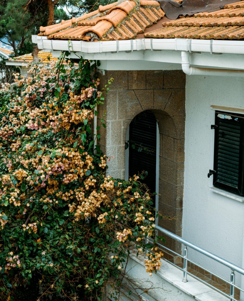 gutter repair cost in 2026